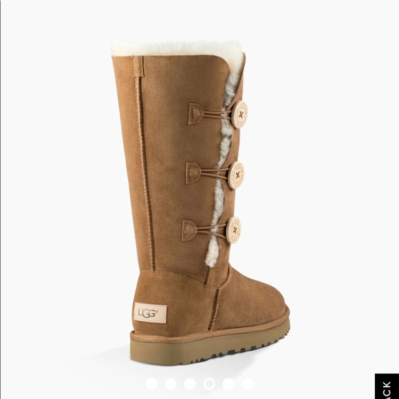 UGG Tall Bailey Button - Picture 4 of 9